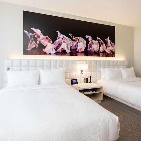 Hall Arts Hotel Dallas, Curio Collection By Hilton Exterior photo