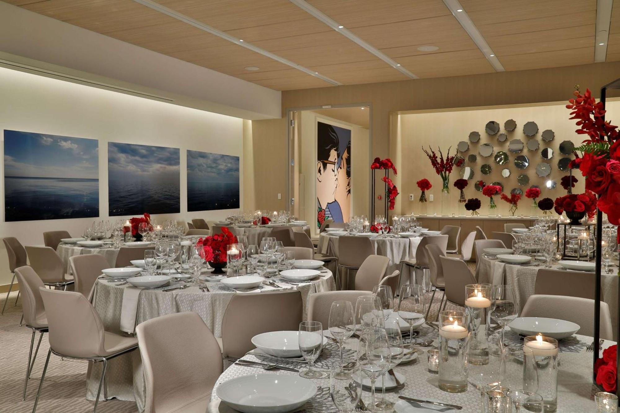 Hall Arts Hotel Dallas, Curio Collection By Hilton Exterior photo