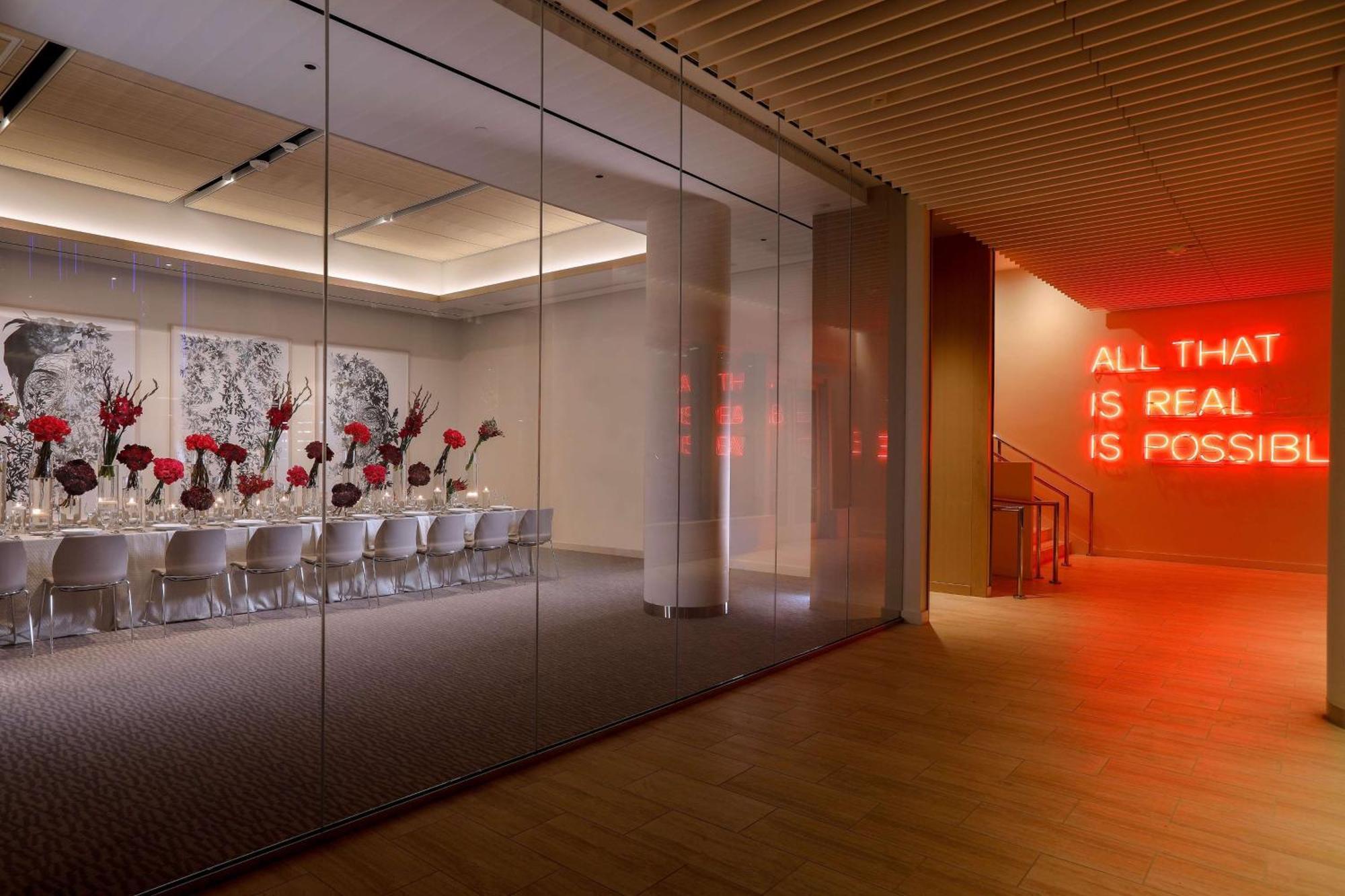 Hall Arts Hotel Dallas, Curio Collection By Hilton Exterior photo