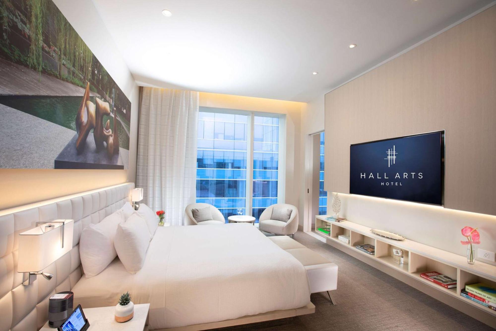 Hall Arts Hotel Dallas, Curio Collection By Hilton Exterior photo