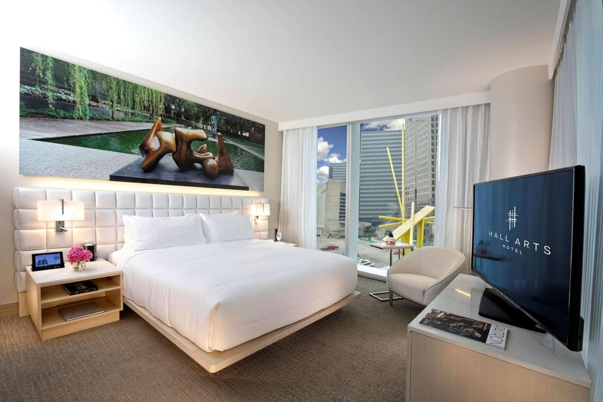 Hall Arts Hotel Dallas, Curio Collection By Hilton Exterior photo