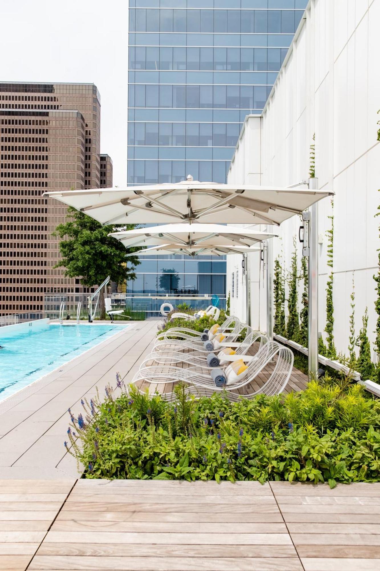 Hall Arts Hotel Dallas, Curio Collection By Hilton Exterior photo